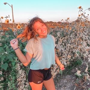 Meet your Posher, Mallory